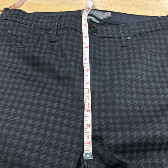 Torrid Super Soft Black Houndstooth Skinny Jeans size 12R Elastic Waist Stretch - Picture 11 of 14
